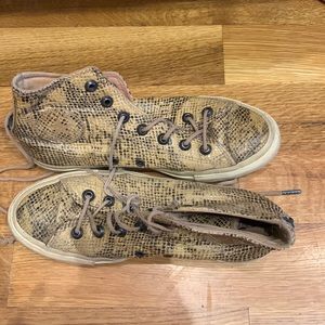 Unique snake print Converse